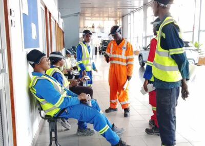 Ton magazine / institutionnel Le Fonds National de l’Emploi poursuit sa mission de soutien à la jeunesse camerounaise en lançant, avec CFAO Mobility Cameroon, un programme de formation d’excellence destiné à renforcer l’employabilité dans le secteur automobile. Une initiative ambitieuse qui illustre la volonté du FNE de transformer durablement l’accès à l’emploi.